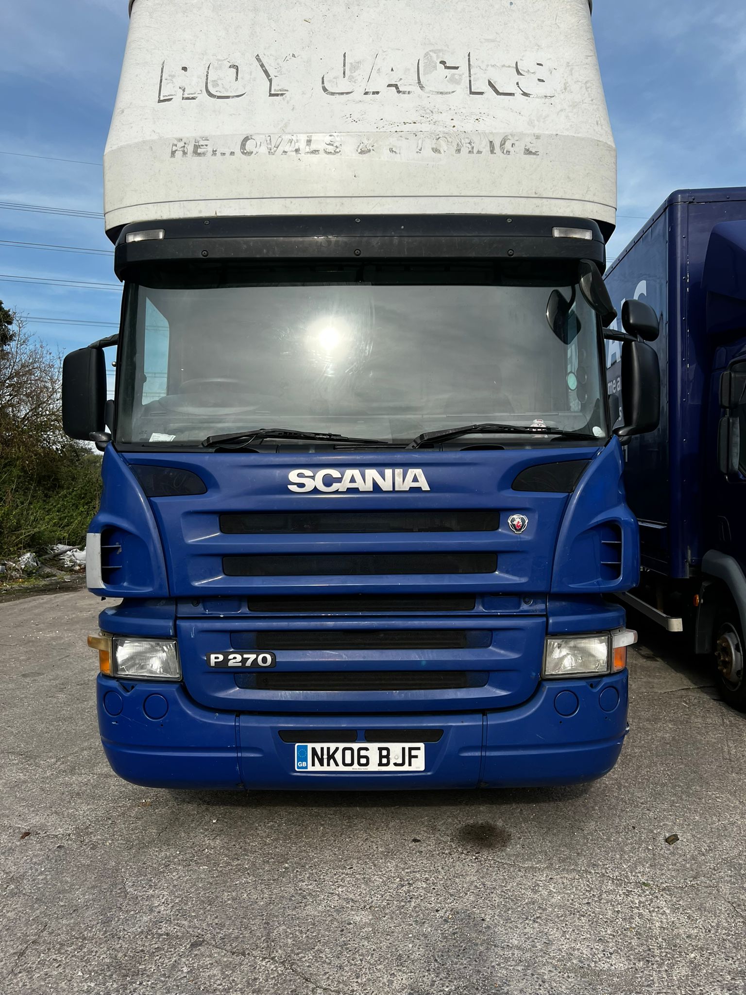 Commercial Vehicle Sourcing — Zambia | Scania P270 6×2 Removal Box Van